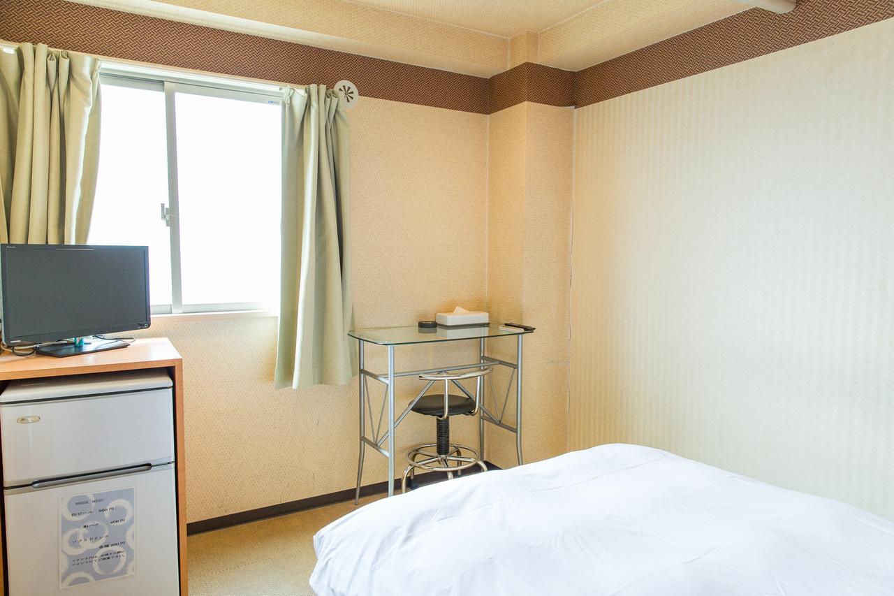 Uehonmachi Plaza Hotel (Adults Only) Osaka Bagian luar foto