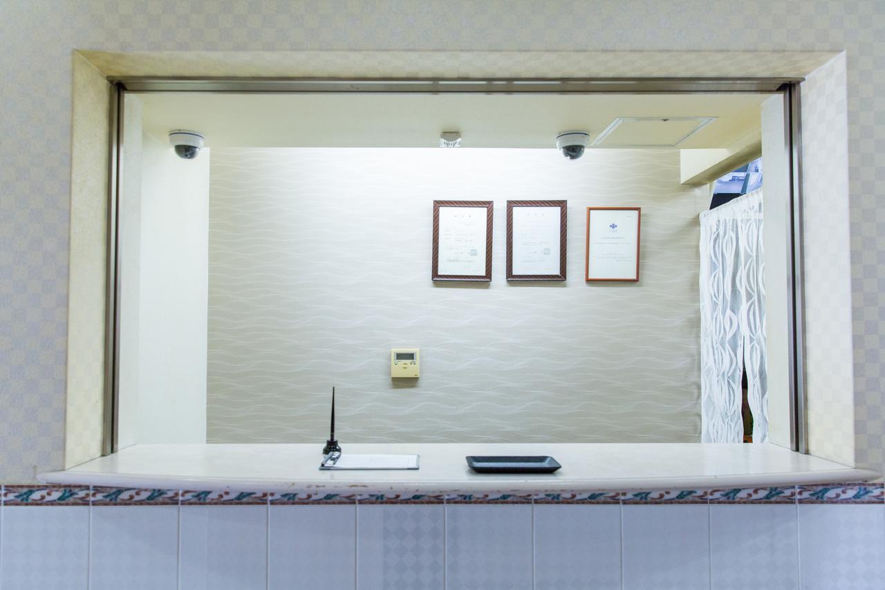 Uehonmachi Plaza Hotel (Adults Only) Osaka Bagian luar foto