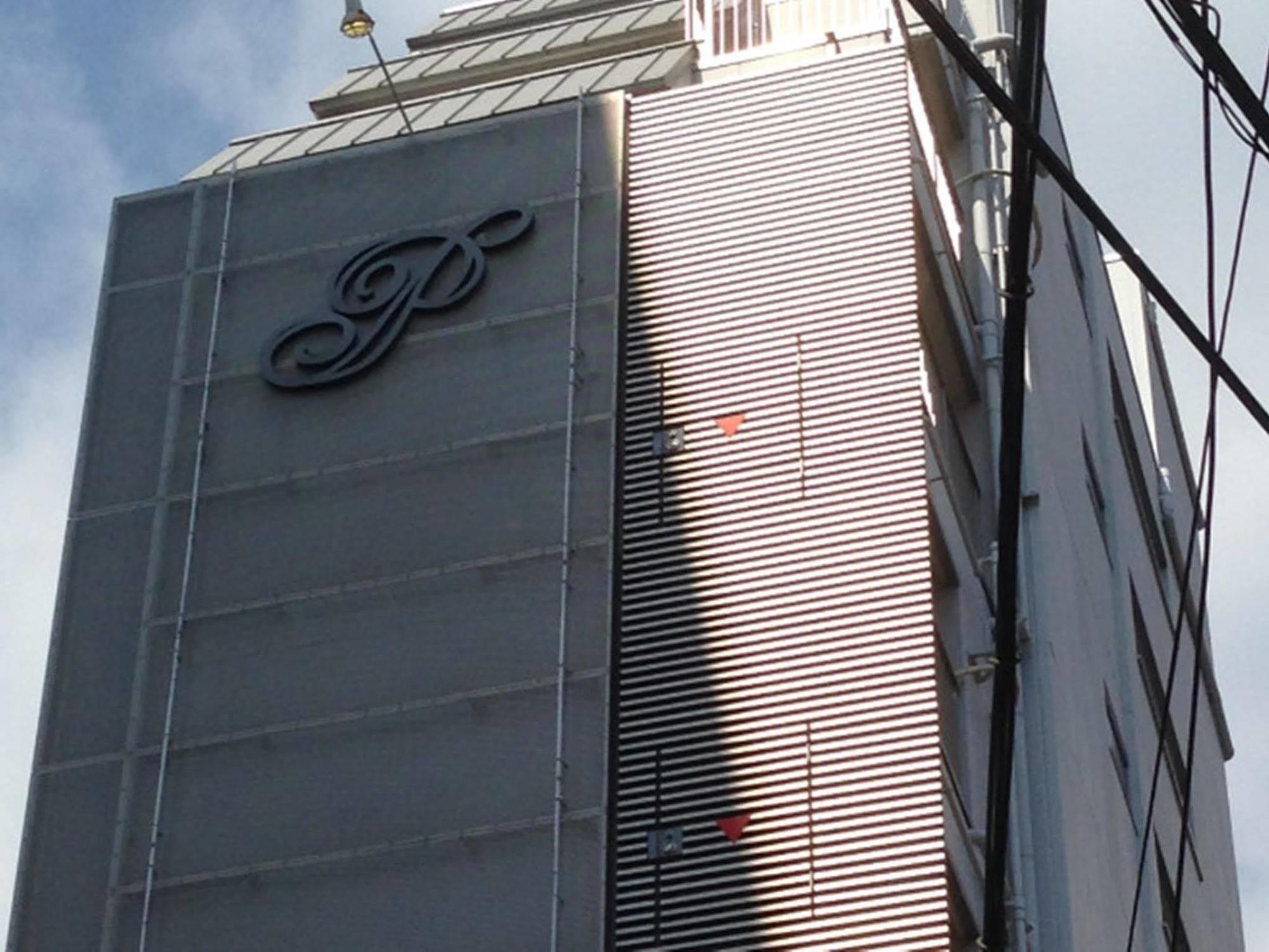 Uehonmachi Plaza Hotel (Adults Only) Osaka Bagian luar foto