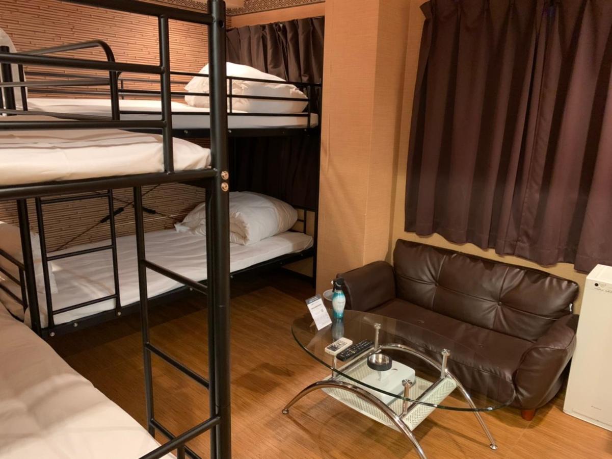 Uehonmachi Plaza Hotel (Adults Only) Osaka Bagian luar foto