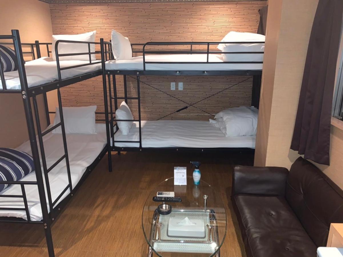 Uehonmachi Plaza Hotel (Adults Only) Osaka Bagian luar foto